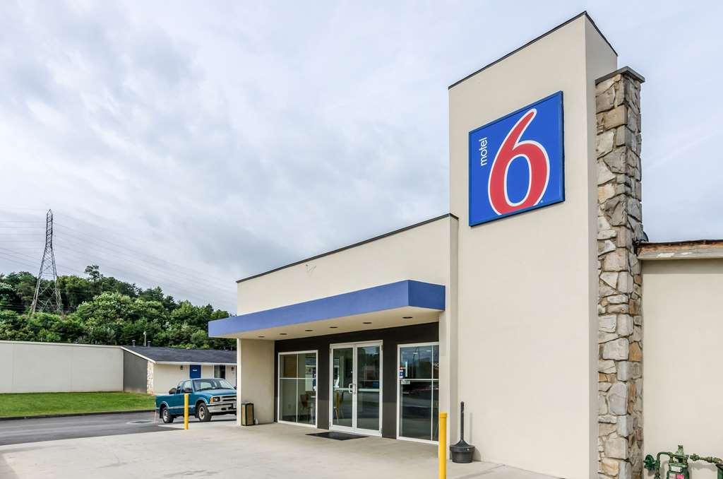 Motel 6 Troutville, Va Eksteriør bilde