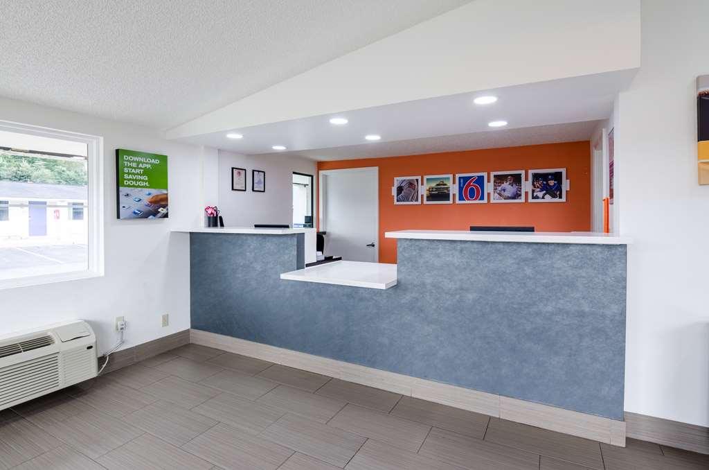 Motel 6 Troutville, Va Interiør bilde