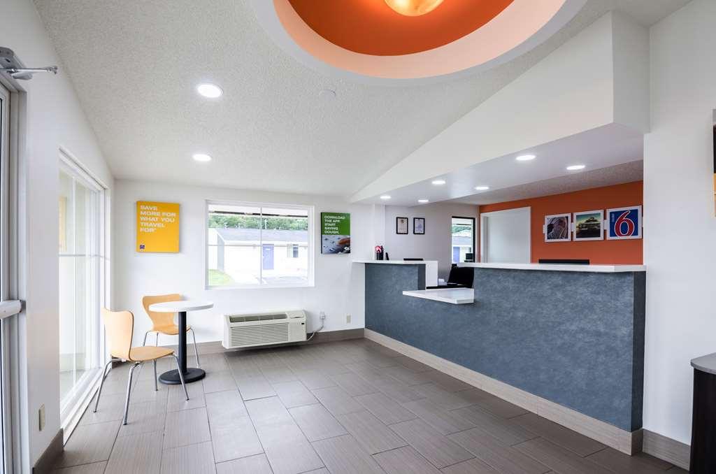 Motel 6 Troutville, Va Interiør bilde